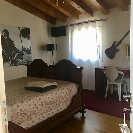 Casa Mia - In Privato - Bed and Breakfast 4*